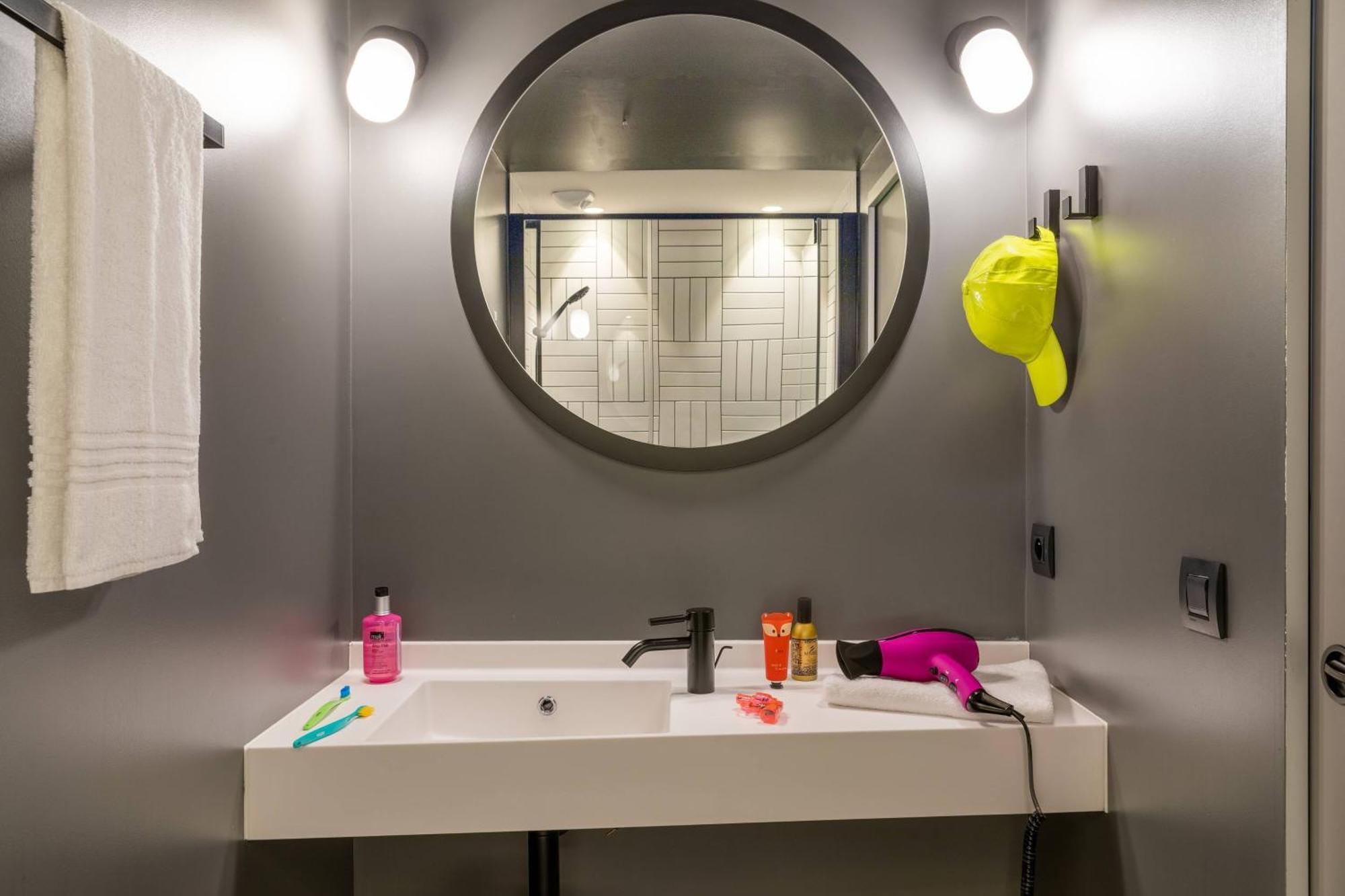 Moxy Bordeaux Ξενοδοχείο Εξωτερικό φωτογραφία