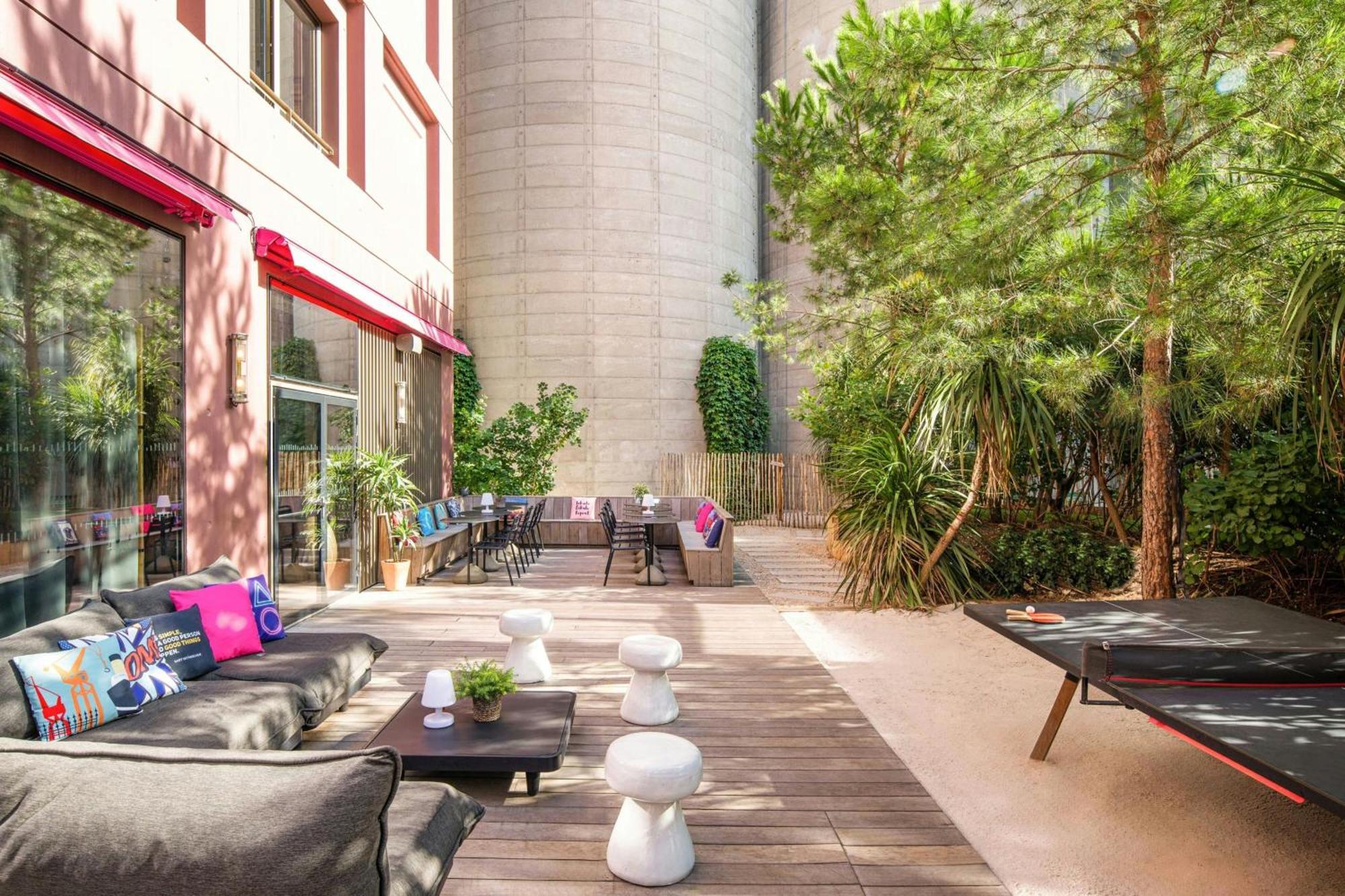 Moxy Bordeaux Ξενοδοχείο Εξωτερικό φωτογραφία